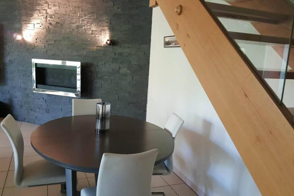 Superbe Duplex Au Nouveau Bassin Avec Vue Superbe Mulhouse Buitenkant foto